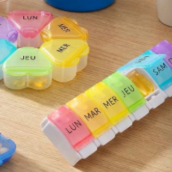 pilulier hebdomadaire 1 case / jour
